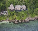 maia-luxury-resort-seychelles-summer-rain-tours